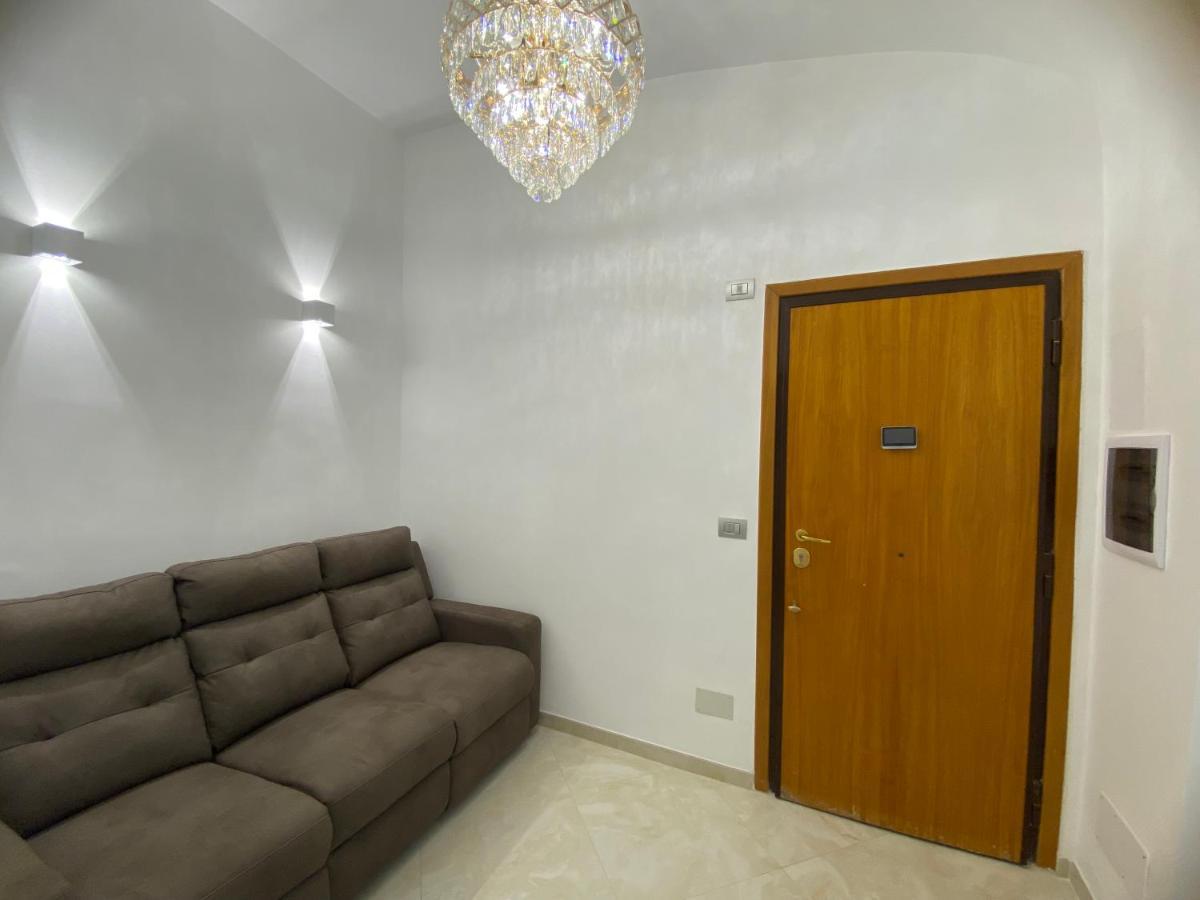 Appartamento Claire House Roma Esterno foto