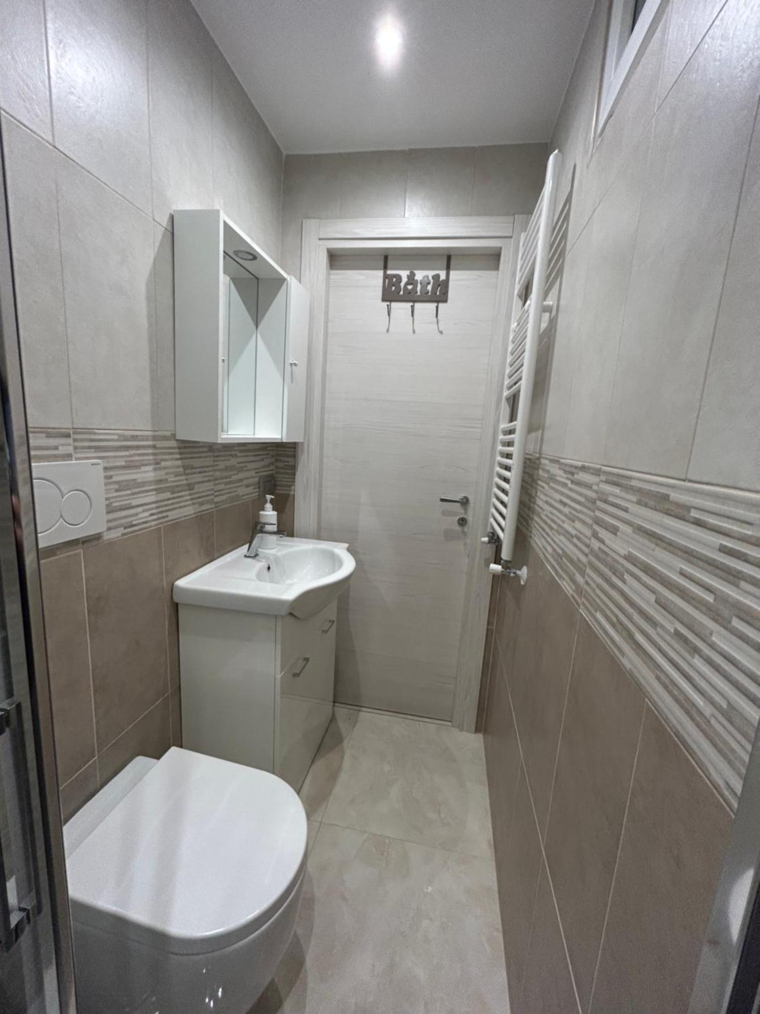 Appartamento Claire House Roma Esterno foto